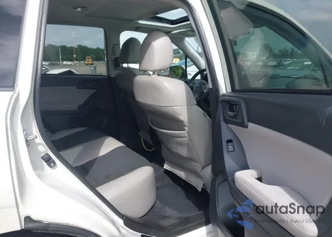 2015 Subaru Forester 2.5I Premium z USA, uszkodzony, nr VIN JF2SJADC3FH514078